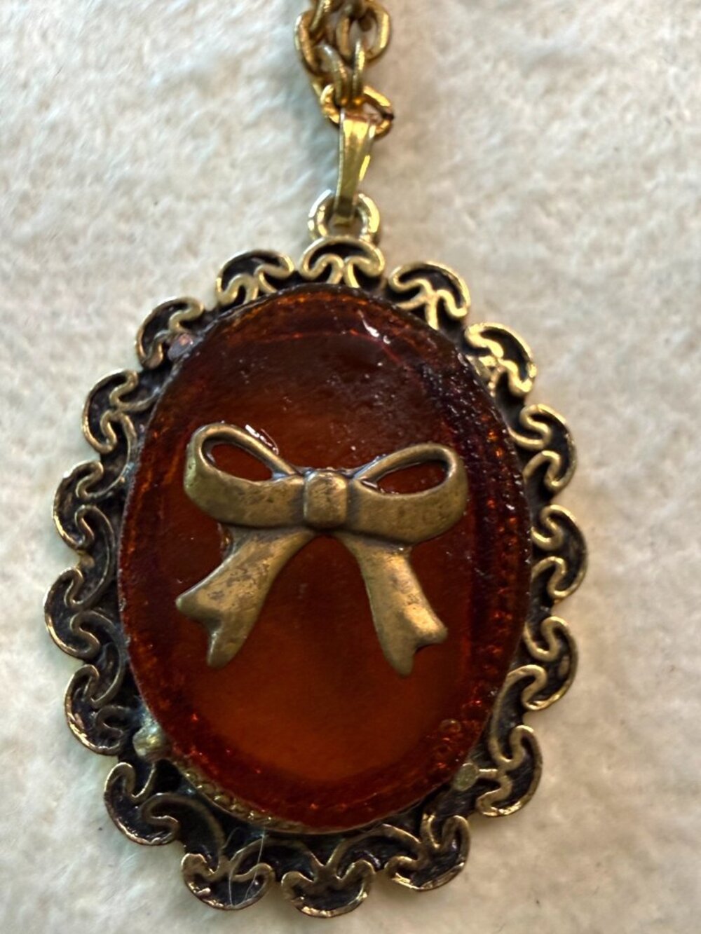 Vintage Amber-color Resin Pendant Necklace  Bow  20-Inch Gold-Tone Chain